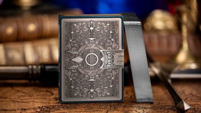 The Lord of the Rings - Return of the King Playing Cards, Foil and Gilded Edition by Kings Wild - Image 2