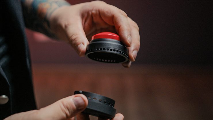 Joo Miranda Magic presents The Button by Chris James featuring Craig Petty - Image 3